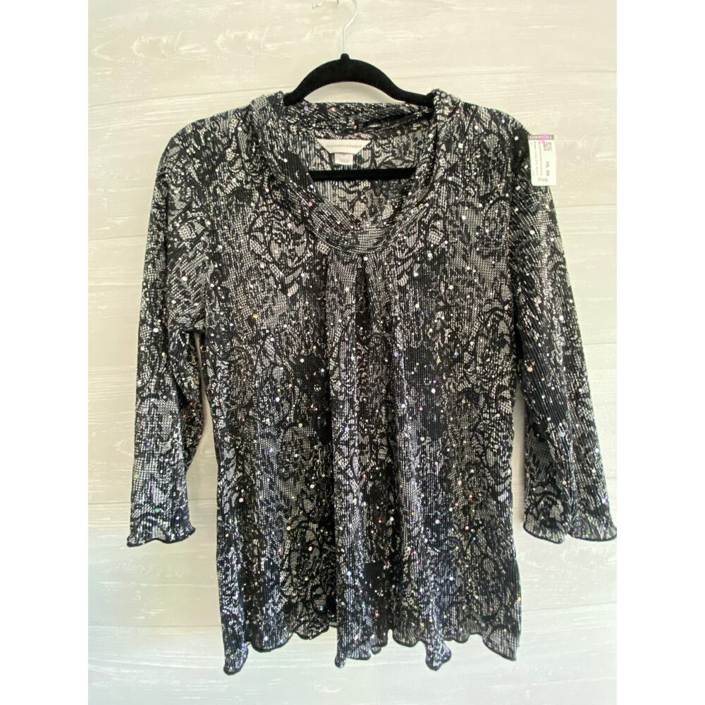 Cristopher and Banks sparkle top